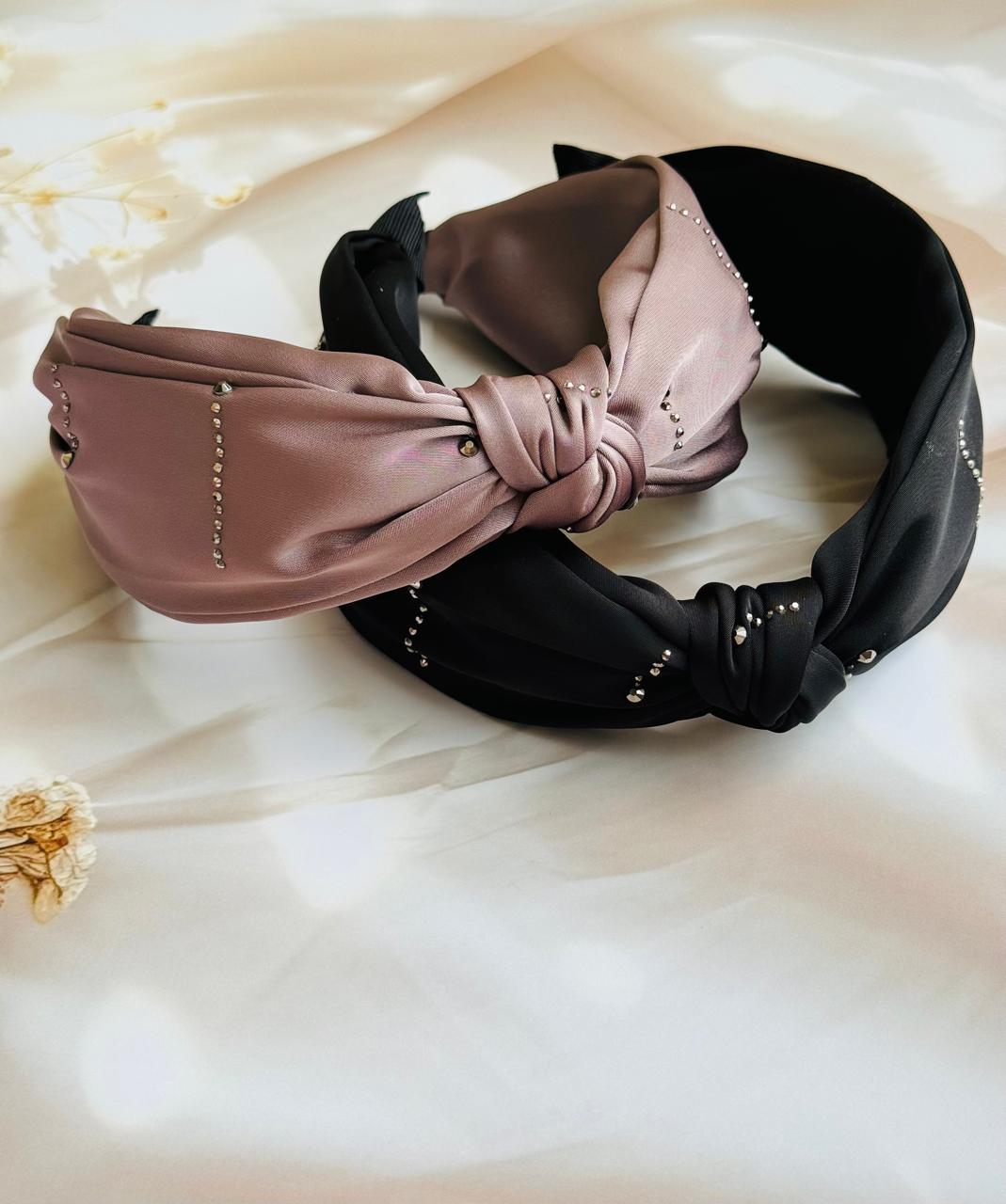 Luxurious satin headband for young girls