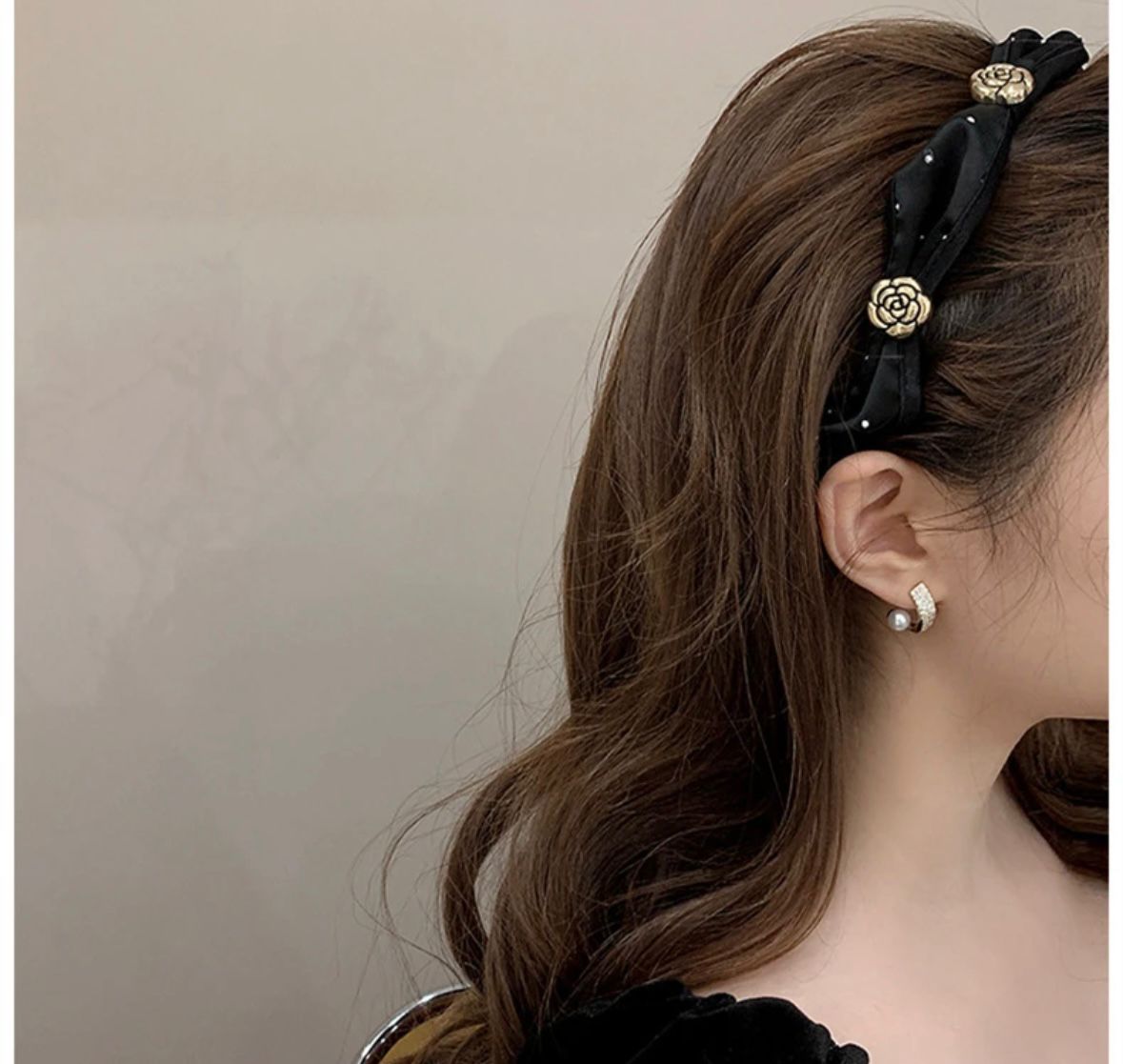 Timeless Elegance Meets Whimsy: Golden Rose Headband for Girls of All Ages