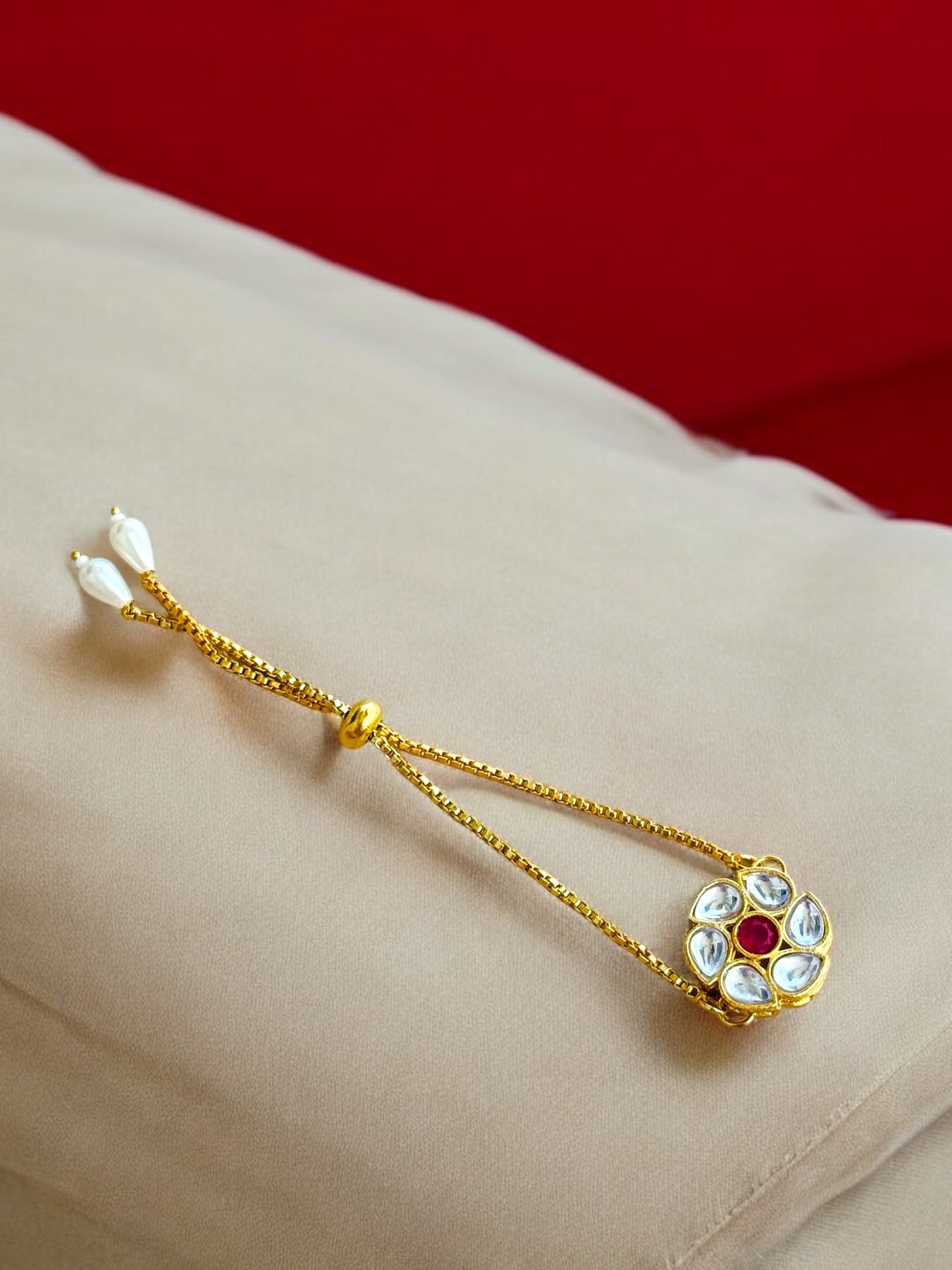 Minimalist Red Kundan Bracelet