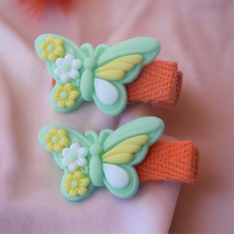 Fluttery Fun: Colorful Butterfly Hair Clips!