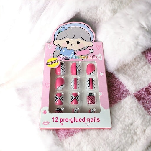 Sparkle and Shine in Seconds: Pre-Glued Nails