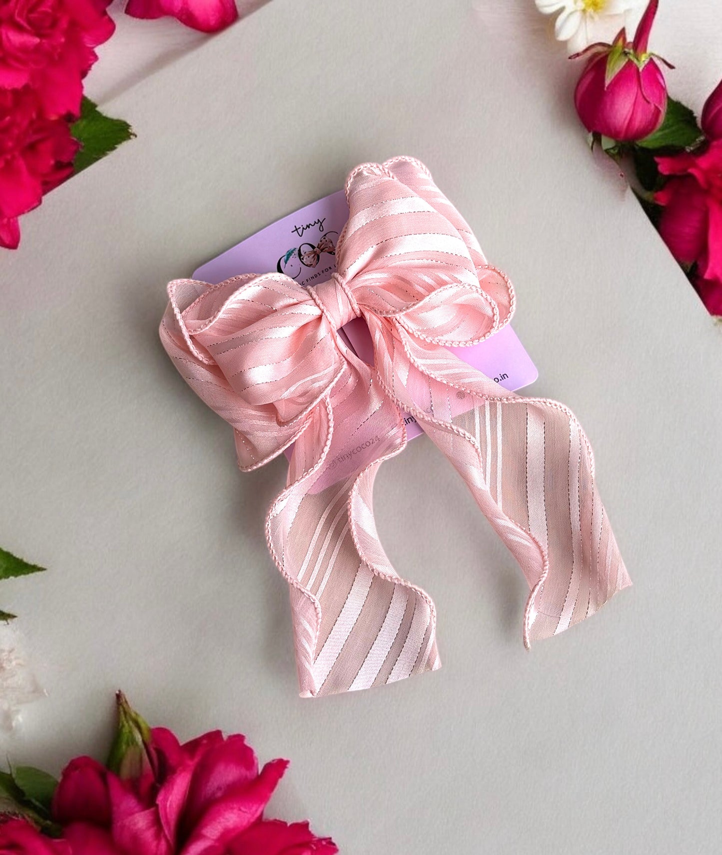 Twirly Shimmer Bows