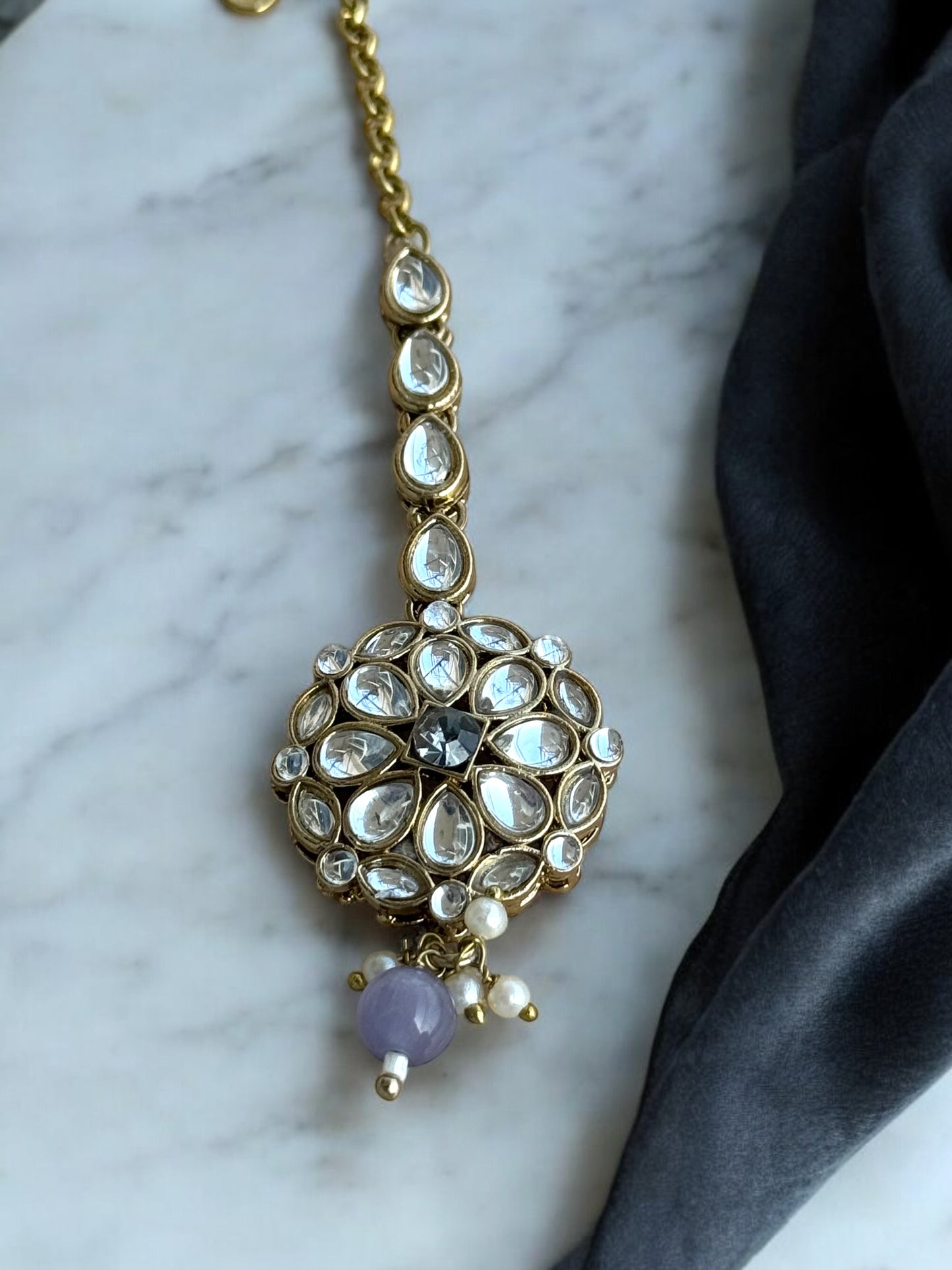 Kundan Maang Tikka with Pearl Drop