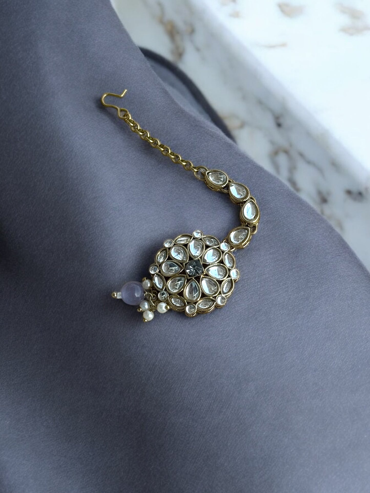 Kundan Maang Tikka with Pearl Drop