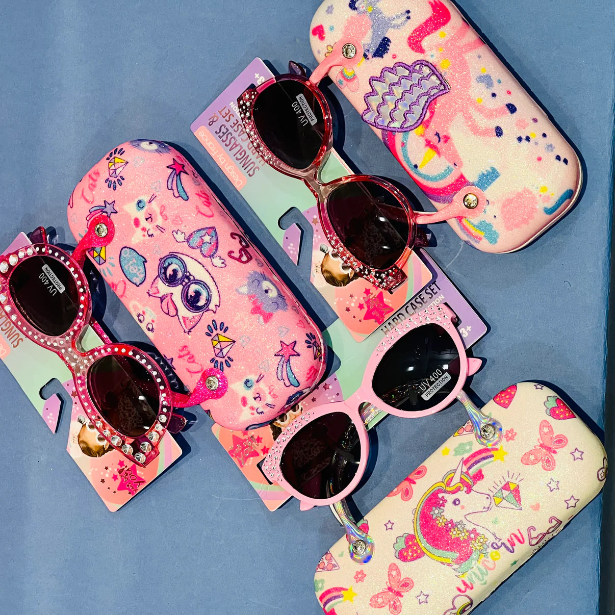 Sunglasses with case set